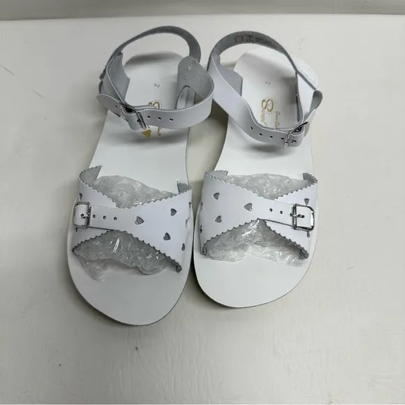 Salt water White Heart Kids Sandals size 2 NWOT
