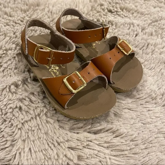 Saltwater hoy brown sandals 6 toddler