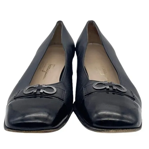 Salvatore Ferragamo Black Leather Double Gancini Heeled Loafer Size 7.5 AA