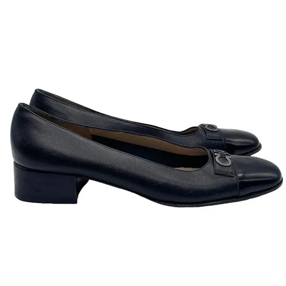 Salvatore Ferragamo Black Leather Double Gancini Heeled Loafer Size 7.5 AA