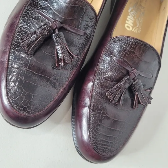 Salvatore Ferragamo Men's Burgandy Croc Embossed Tassel Loafers - Size 9 D