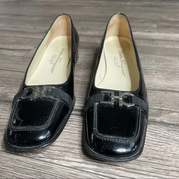 SALVATORE FERRAGAMO vintage Patent Leather Horsebit Flats