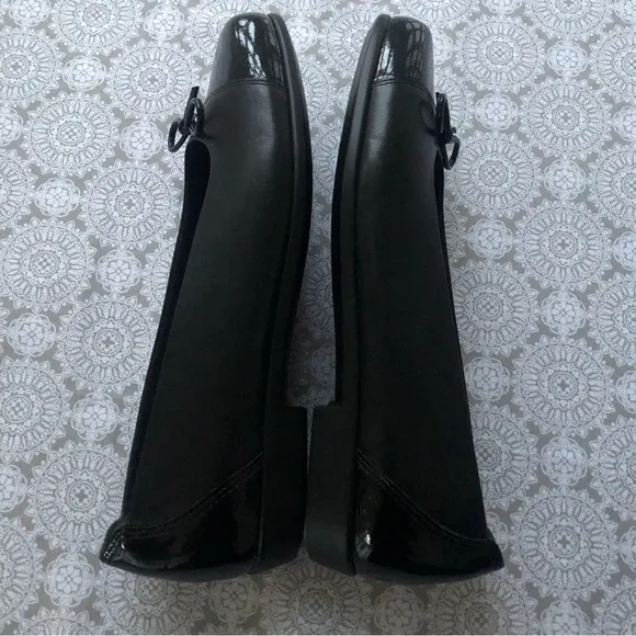 SAS black leather bow cap toe tripad orthopedic flats