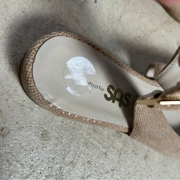 SAS Chloe J5 Beige Leather Snake Skin Pattern Slingback Closed Toe Flats Size 7M