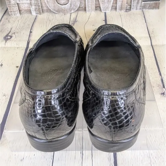SAS Simplify Everyday Crocodile Embossed Leather Moccasin Loafers