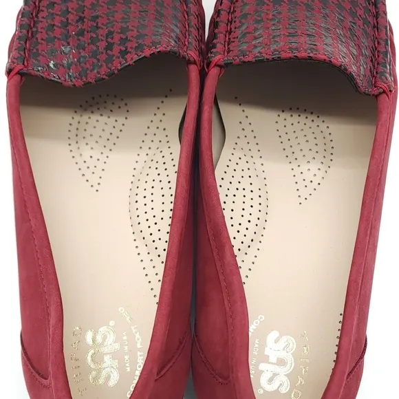 SAS Simplify Red Tetris Pattern Nubuck Leather Slip-On Loafers Womens Size 9.5 W