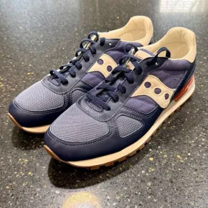 Saucony Shadow Retro Sneakers. Size 11. Navy/off white.