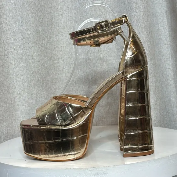 SCHUTZ LENNE GOLD CROC EMBOSSED LEATHER BLOCK HEEL PLATFORM SANDALS **NIB**