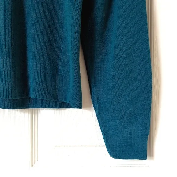 Sears 80's Vintage Deadstock Civona Light Ribbed Knit V-neck Sweater Teal Blue L