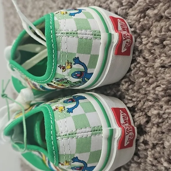 Seaseme Street Green Cartoon Print Sneakers Limited Size 13