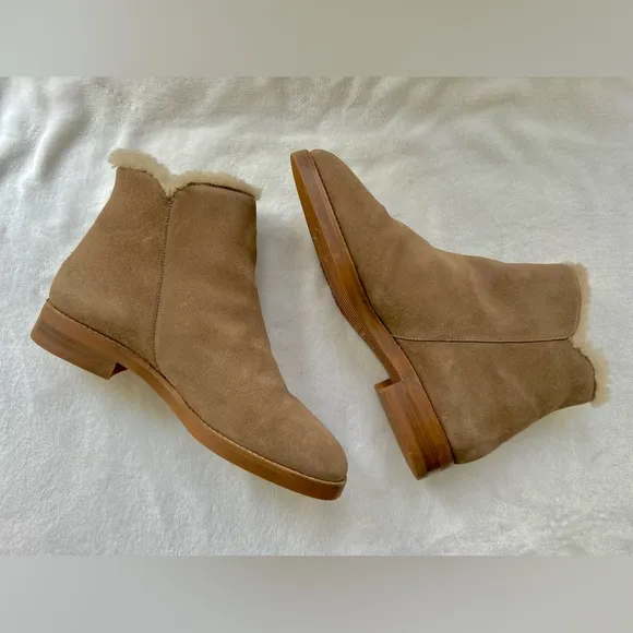 See by Chloe Louise Sherpa Taupe Tan Suede Size 40 Shearling Lined Ankle Boots