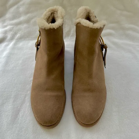 See by Chloe Louise Sherpa Taupe Tan Suede Size 40 Shearling Lined Ankle Boots
