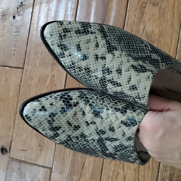 Seychelles Impersonate Pointed toe mules
