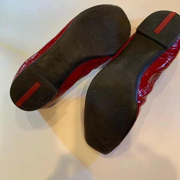 Shoes, flats - Prada Authentic red patent, stretch ballerina
