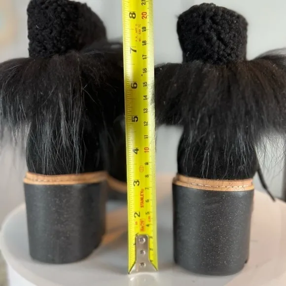 Sigerson Morrison Nalia Black Leather Goat Raccoon Fur Hiking Boots Size 40 (9)