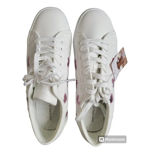 Sincerely‎ Jules 3D Heart Sneakers White/Pink size 9 Casual Comfortable Walking