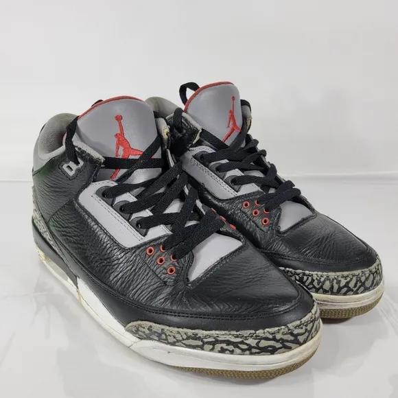 Size 10- Air Jordan 3 Retro 2011 Black Cement