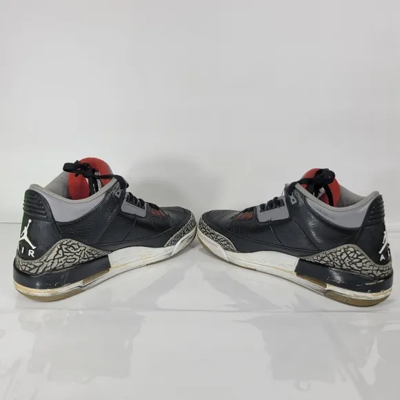 Size 10- Air Jordan 3 Retro 2011 Black Cement