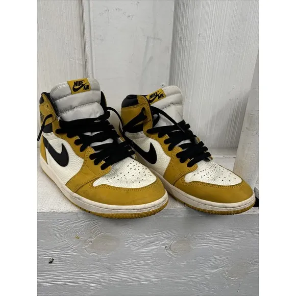 Size 10.5 - Air Jordan 1 Retro OG High Yellow Ochre Need Inner Sole