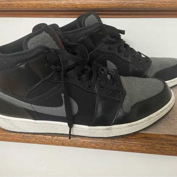 Size 13 - Air Jordan 1 Retro SE Mid Winterized
