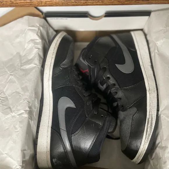 Size 13 - Air Jordan 1 Retro SE Mid Winterized