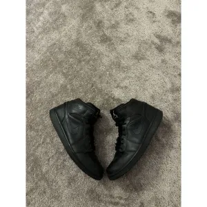 Size 13 - Jordan 1 Mid‎ Black White