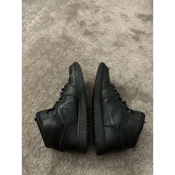 Size 13 - Jordan 1 Mid‎ Black White