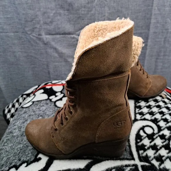Size 7 Women UGG Zea Brown Leather Shearling Wedge Lace-Up Boots 1003360