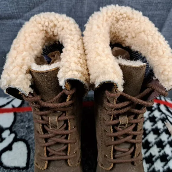 Size 7 Women UGG Zea Brown Leather Shearling Wedge Lace-Up Boots 1003360