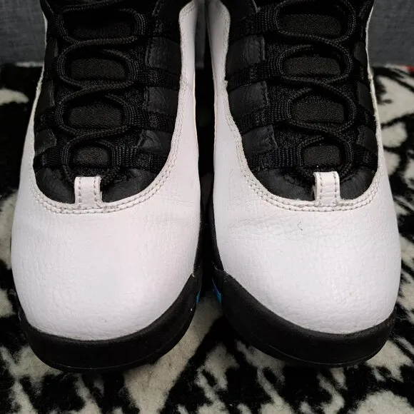 Size 7 Youth Nike Air Jordan Sneakers Blue and White, 31806-106