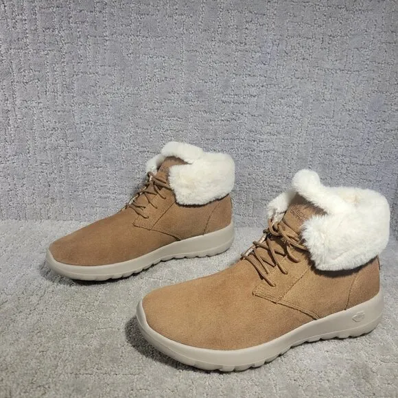 Skechers On The Go Joy Women's Size US 9.5 Chestnut Shearling Fur lined Boots.