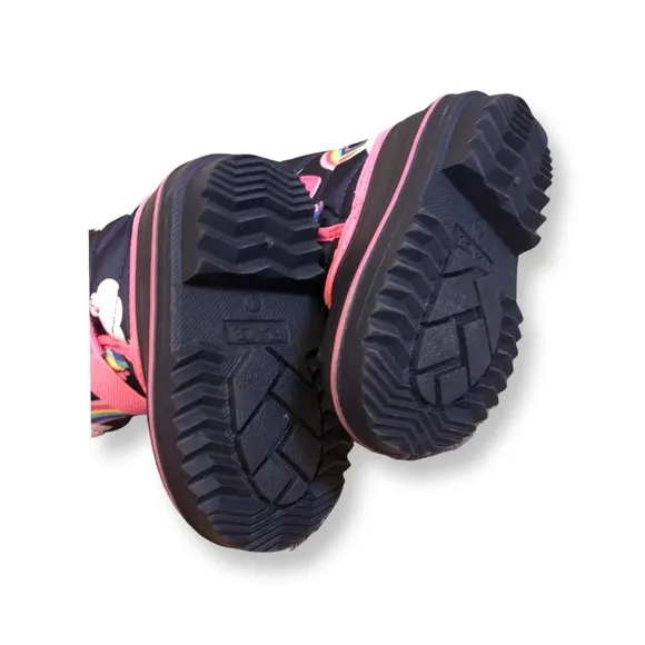 Snow boots 4c toddler from the children’s place new no box