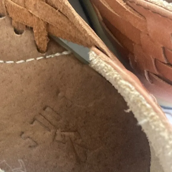 SOLS European Brown Woven Leather Soft Padded hurricane Size 9
