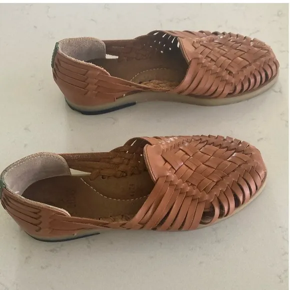 SOLS European Brown Woven Leather Soft Padded hurricane Size 9