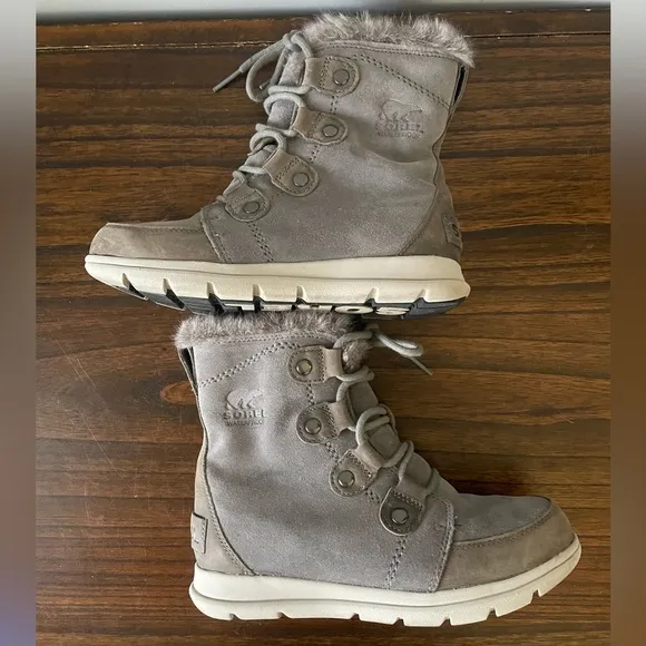 Sorel, 6.5, women’s Explorer Joan faux fur lined suede hiking winter snow boots