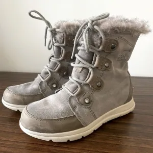 Sorel, 6.5, women’s Explorer Joan faux fur lined suede hiking winter snow boots
