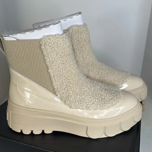 SOREL Caribou X Boot Cozy Faux Shearling Trim Chelsea Boots Sz 11
