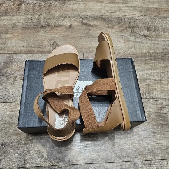 Sorel Ella  waterproof sandals lady's size 7