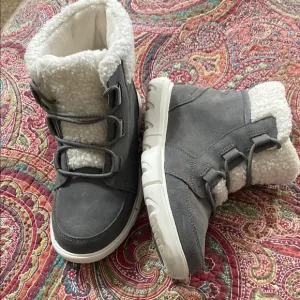 Sorel Explorer Next Faux Shearling Waterproof Boots Size 8.5.