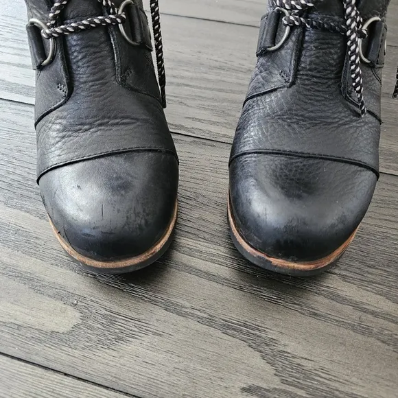 Sorel Joan Of Arctic Shearling Boots