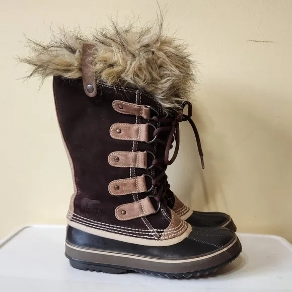SOREL JOAN OF ARCTIC‎ SNOW BOOTS 6