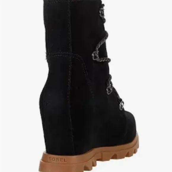 SOREL Joan of Arctic Wedge III Lace Cozy in black suede leather. New.