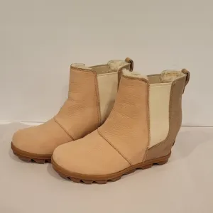 Sorel Joan of Artic Wedge Chelsea Lux boots Size 7.5 Beige Color
