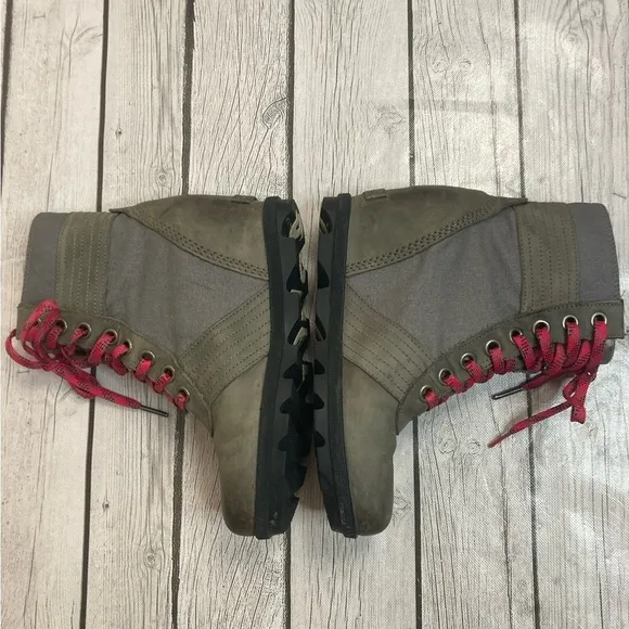 Sorel Lexie Lace Up Wedge Boots