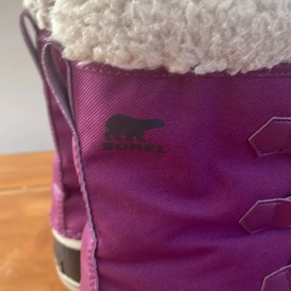 SOREL Purple Snow Boots Size 4