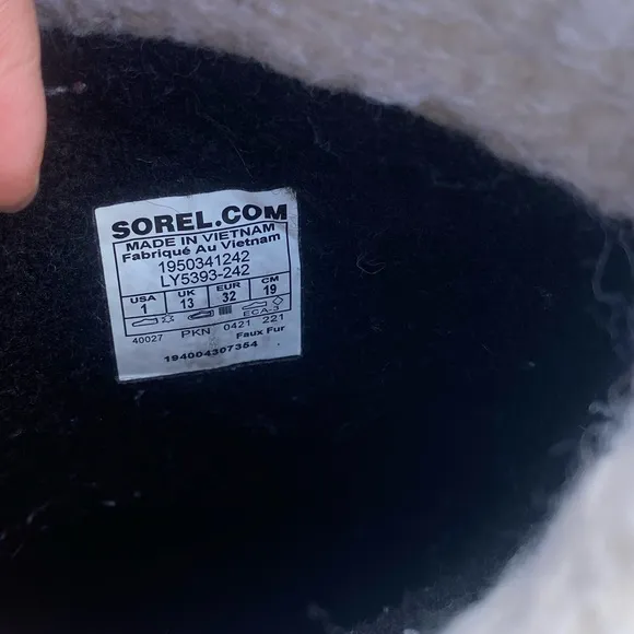 SOREL snow boots. Boys size 1