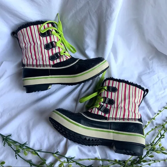 Sorel Tivoli Green Pink Striped Winter Snow Boots