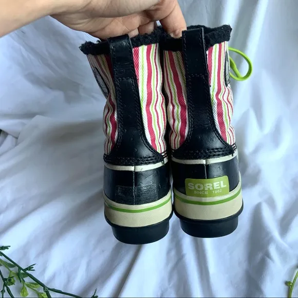Sorel Tivoli Green Pink Striped Winter Snow Boots