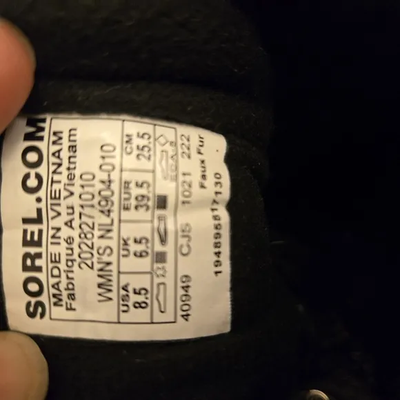 Sorel womens 8.5 kinetic breakthru waterproof bootie boots shoes