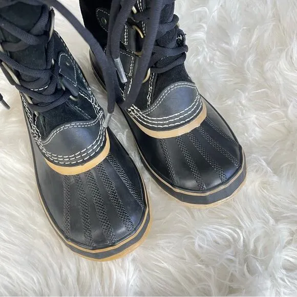 Sorel | Women’s Black Joan of Arctic Faux Fur Snow Boots Suede Lace-Up Winter 6